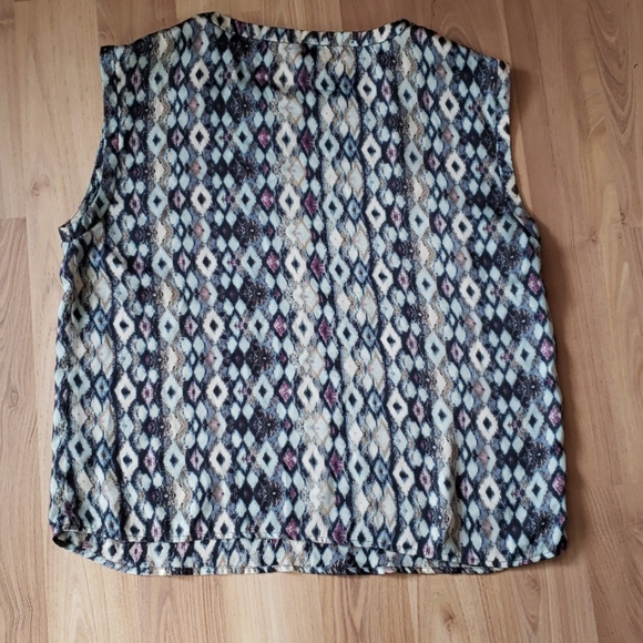 Forever 21 Blue Patterned Blouse - Picture 4 of 4
